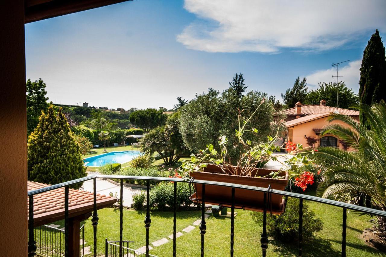 Relais Villaggio Azzurro Рим Экстерьер фото