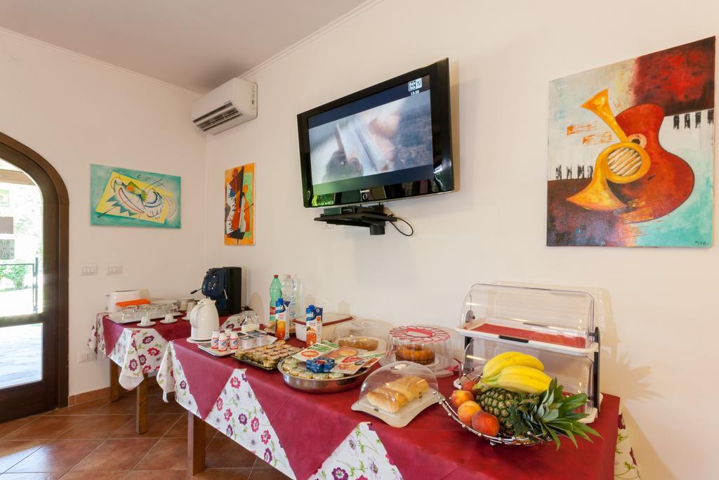 Relais Villaggio Azzurro Рим Экстерьер фото