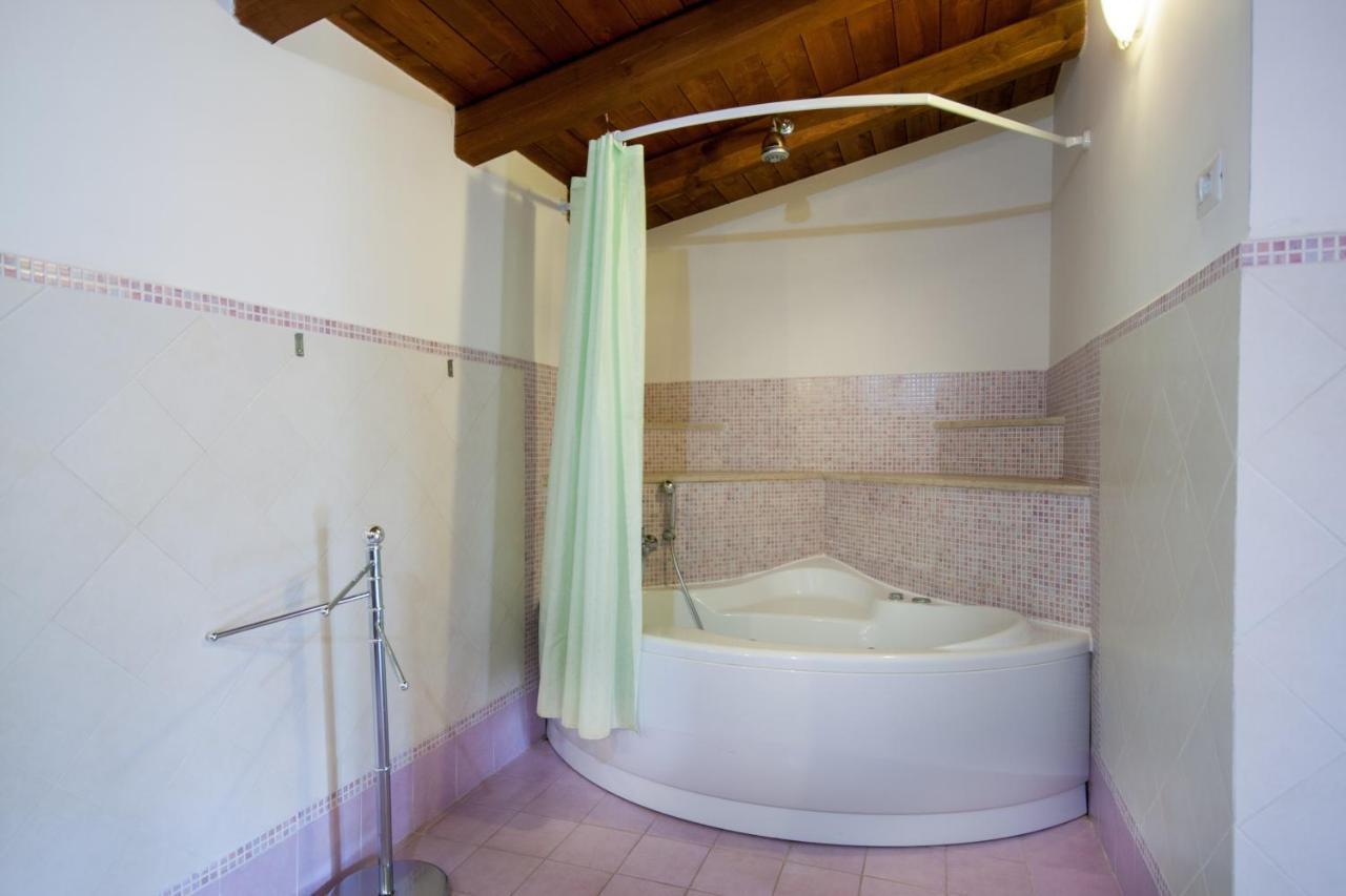 Relais Villaggio Azzurro Рим Экстерьер фото